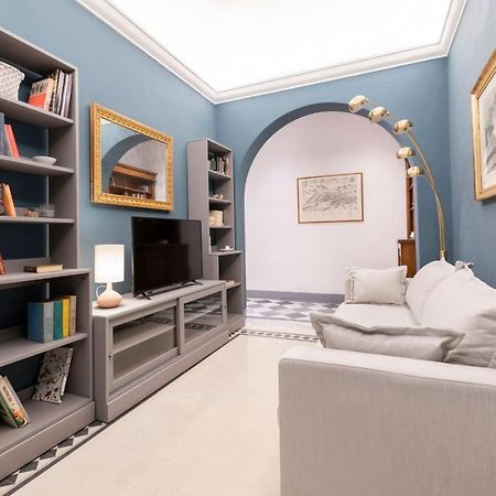 Апартаменты Dimora D'Azeglio With Private Patio Флоренция Экстерьер фото
